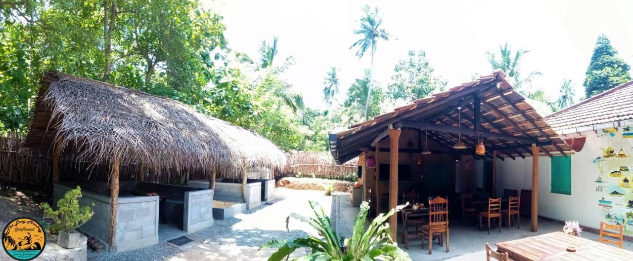 Lazy Monkey Sri Lanka Dickwella Exterior foto
